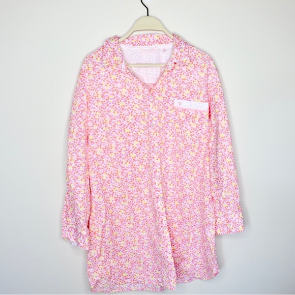 Victoria's Secret Intimates & Sleepwear Victorias Secret Button